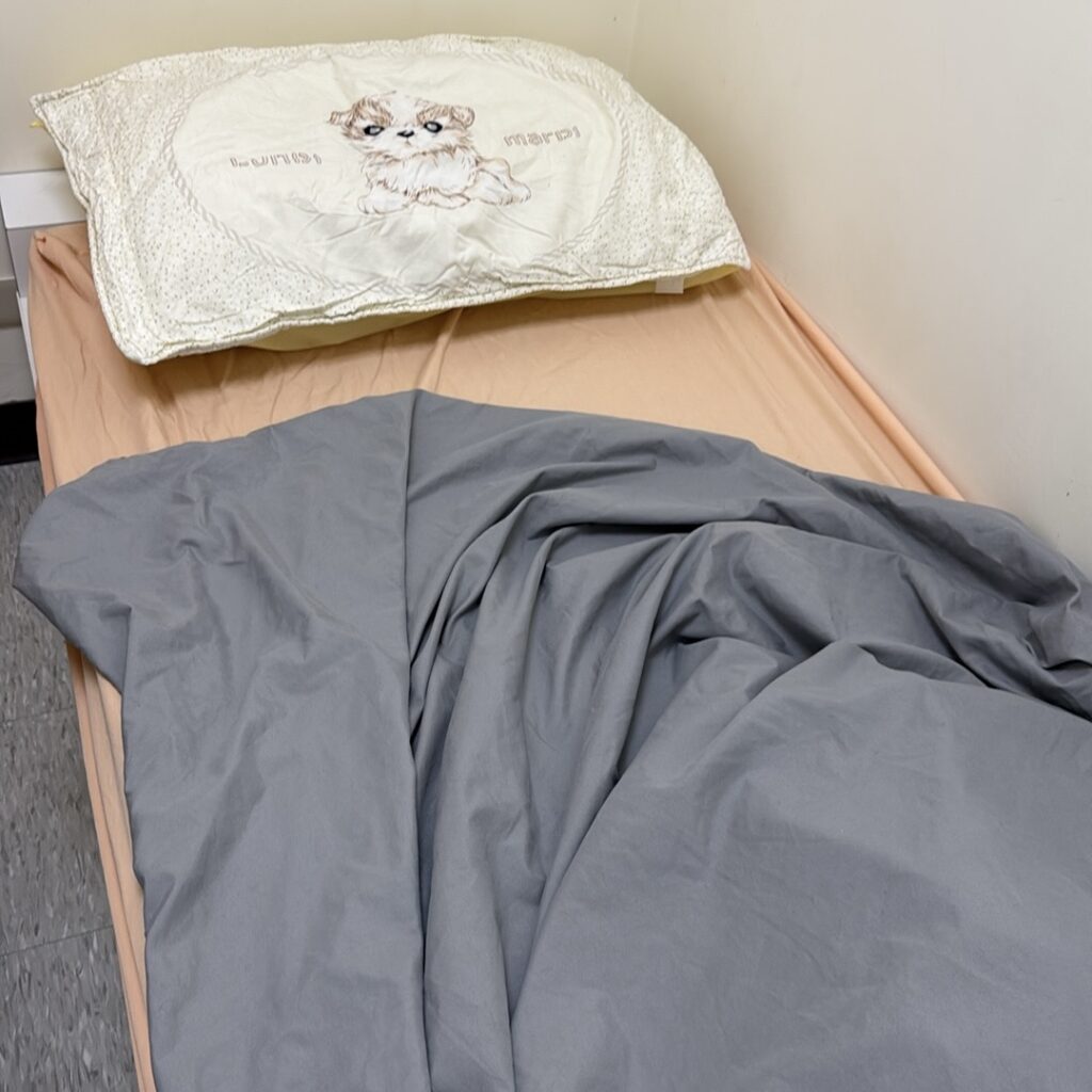 32 hour hospital shift- duty room